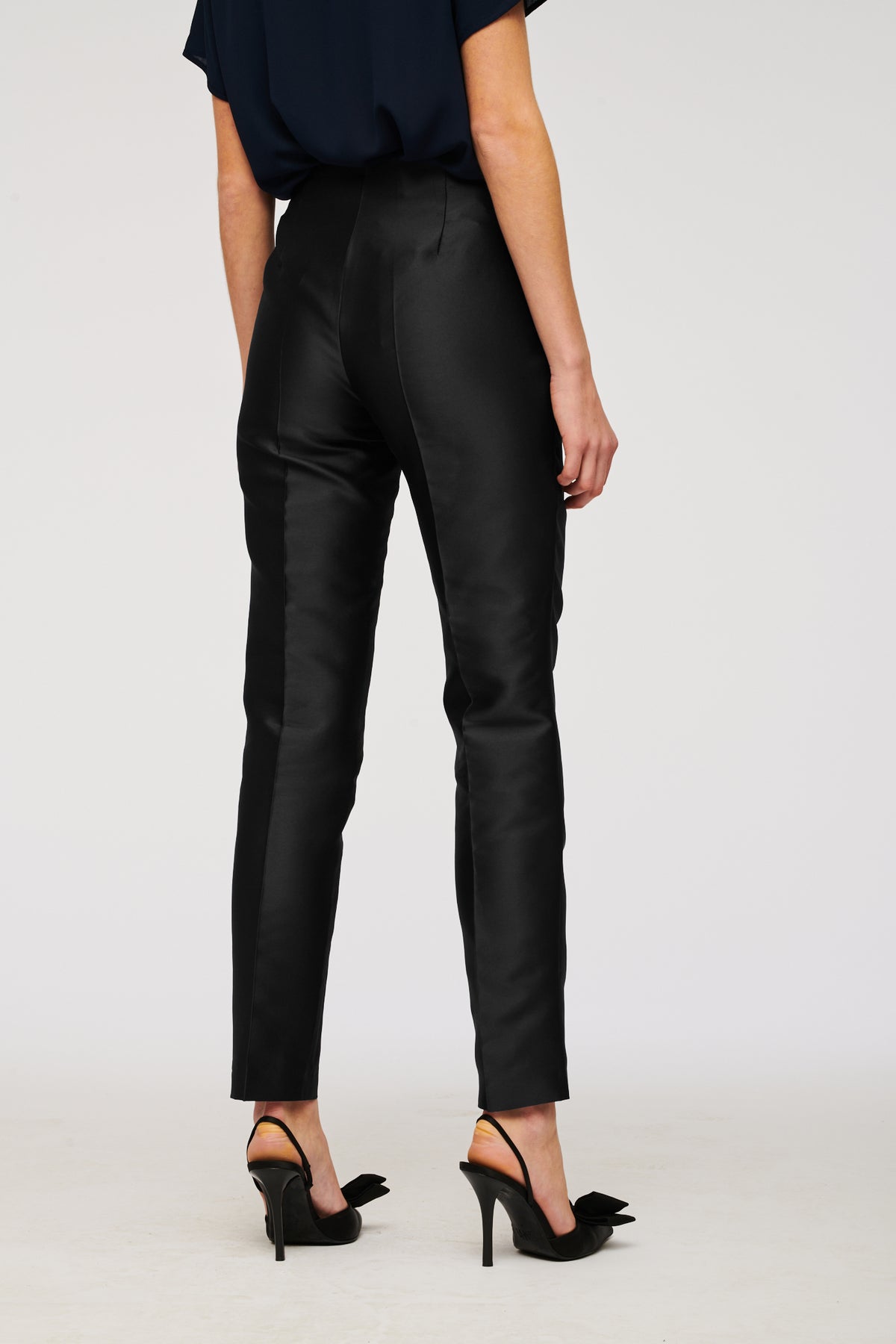 Pantalon droit en taffetas