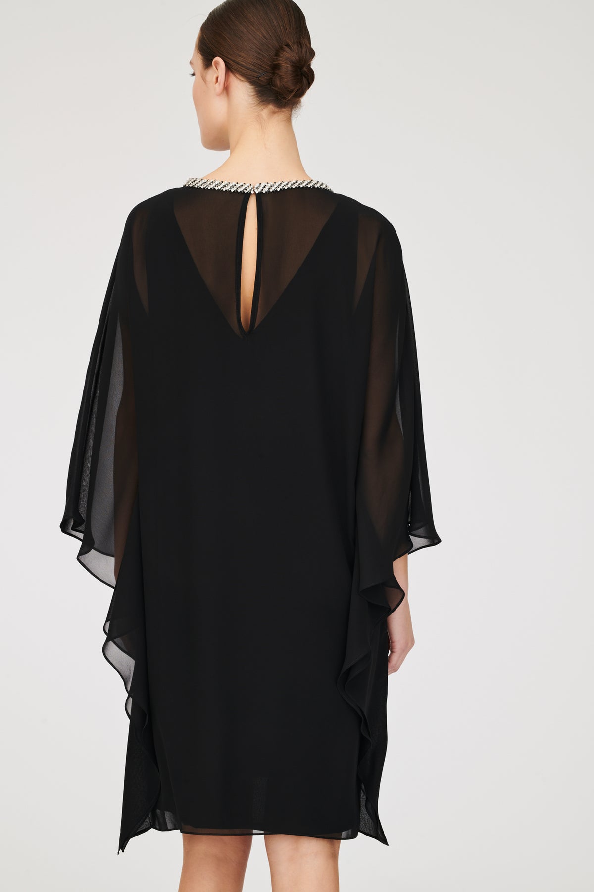 Robe cocktail à bijoux