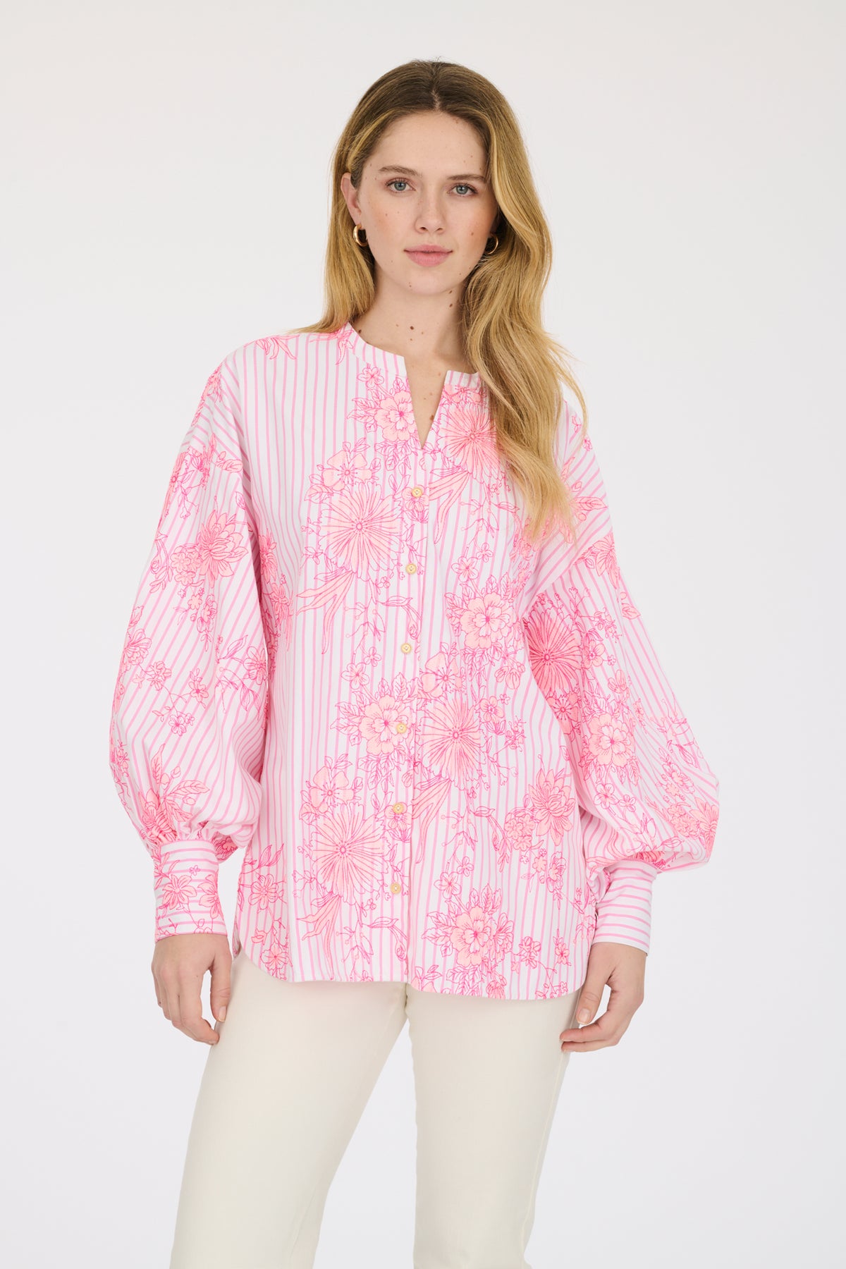 Blouse brodée à fleurs