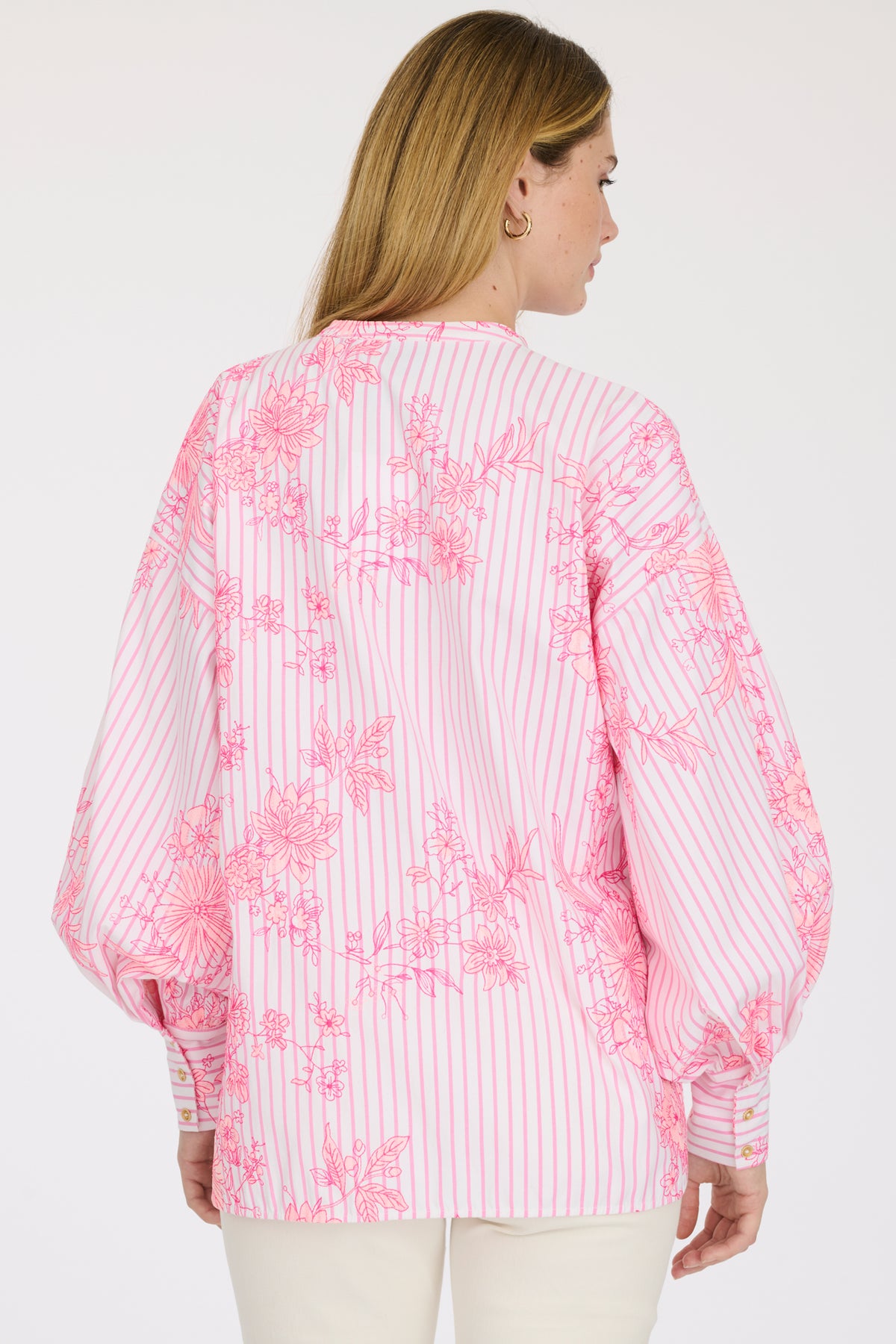 Blouse brodée à fleurs