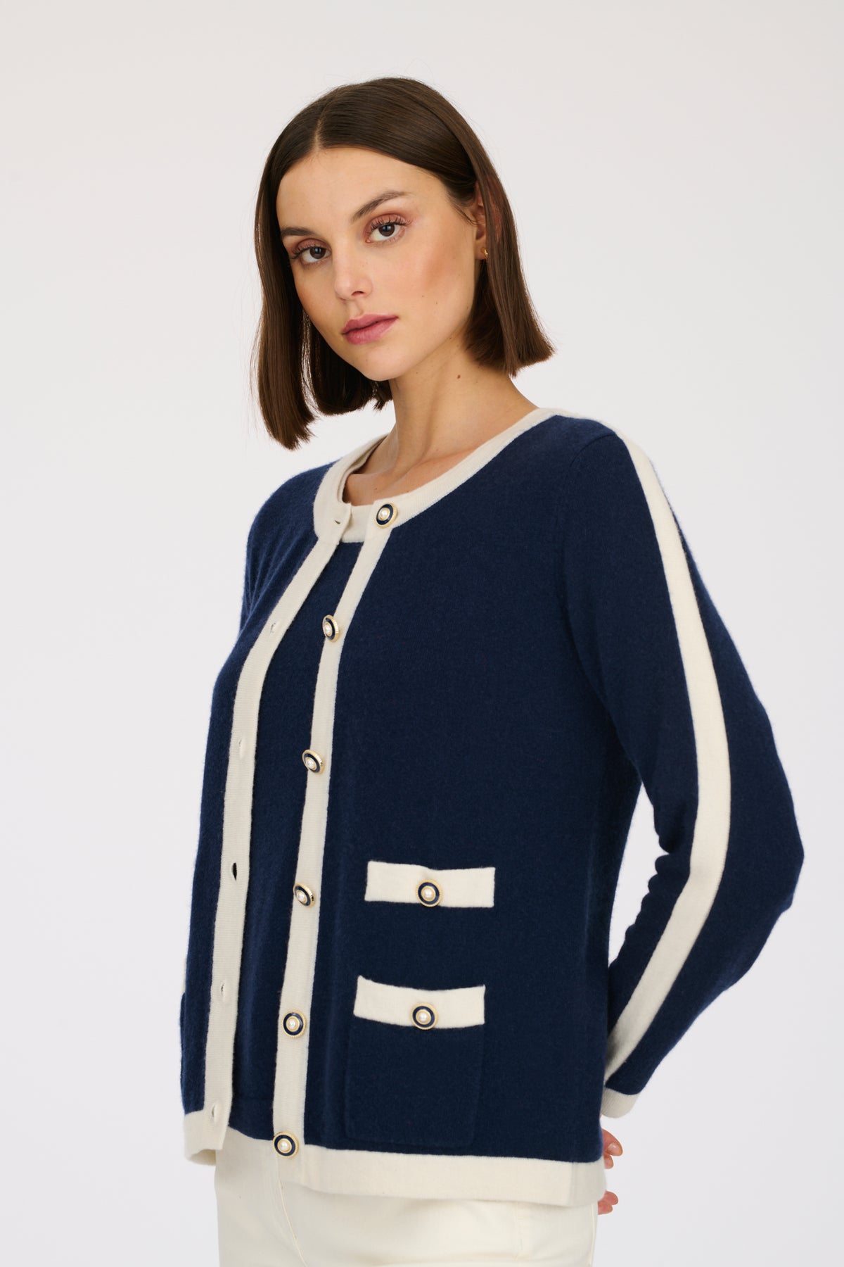 Cardigan bi-colore en cachemire