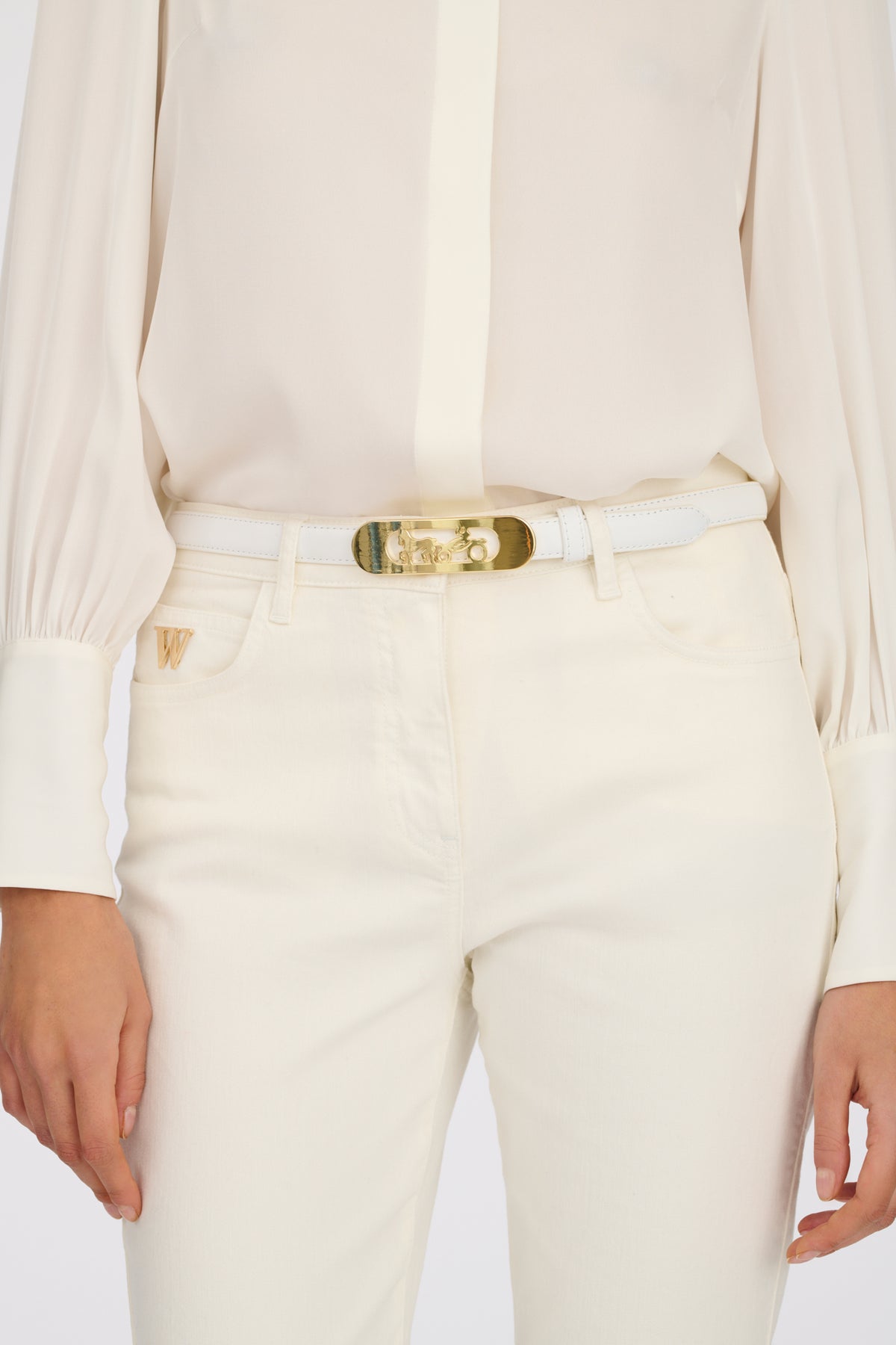 Ceinture en cuir et boucle calèche