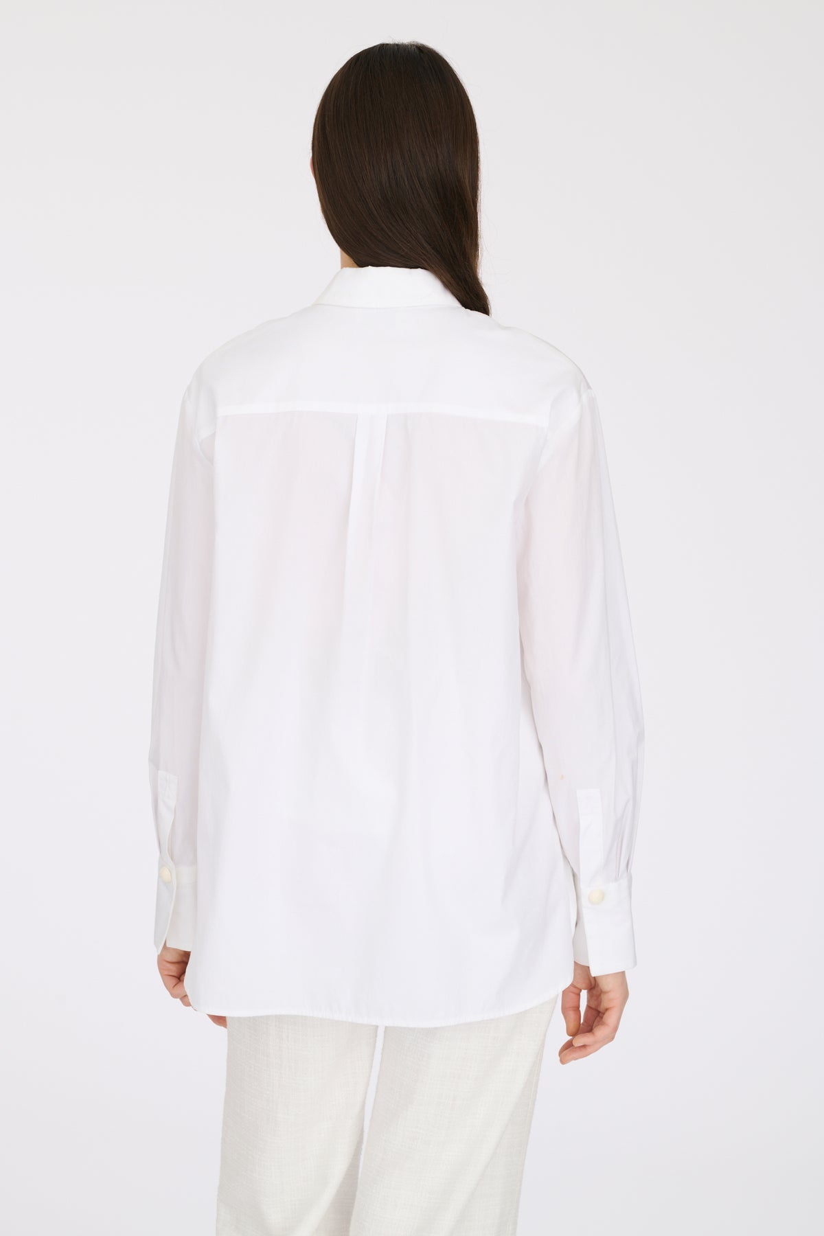 Chemise brodée en popeline blanche